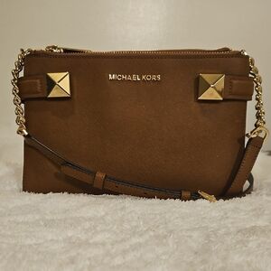 NWOT Michael Kors Karla East West Crossbody Bag. .